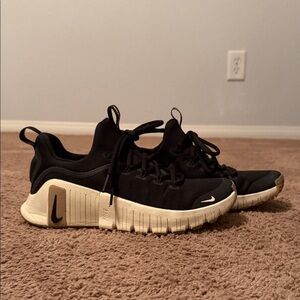 Nike Free Metcon 6 Black and Tan W: 8.5 M: 7